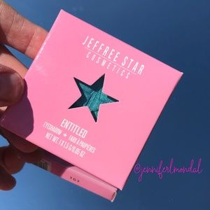 😍 NWT Exclusive "Entitled" Artistry Single! WOW😍
